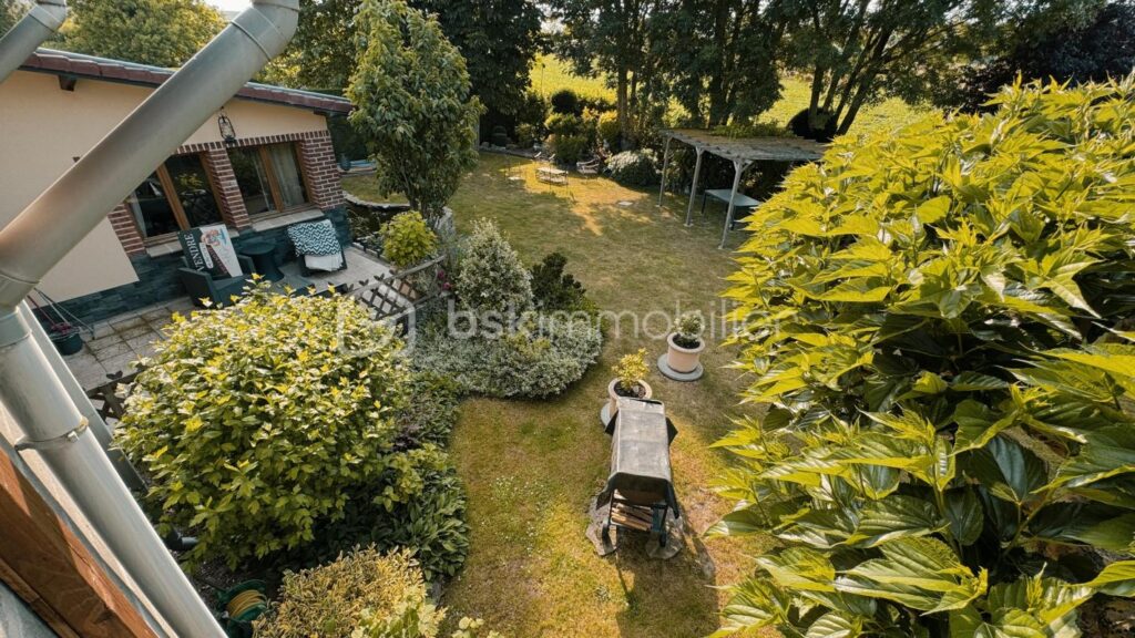 Coup de cœur : maison 134 m² (≈170 m² au sol) + grand jardin – 5 pièces – 4 chambres – 171 m²