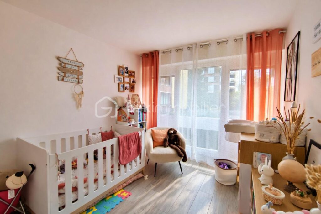 Appartement 3 pièces avec balcon, terrasse et box – 3 pièces – 2 chambres – 66 m²