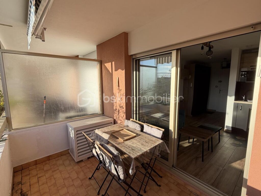 Studio Climatisé et Rénové 100 m des Plages – Cavalaire sur Mer 83240 – 1 pièce – NR chambres – 17 m²