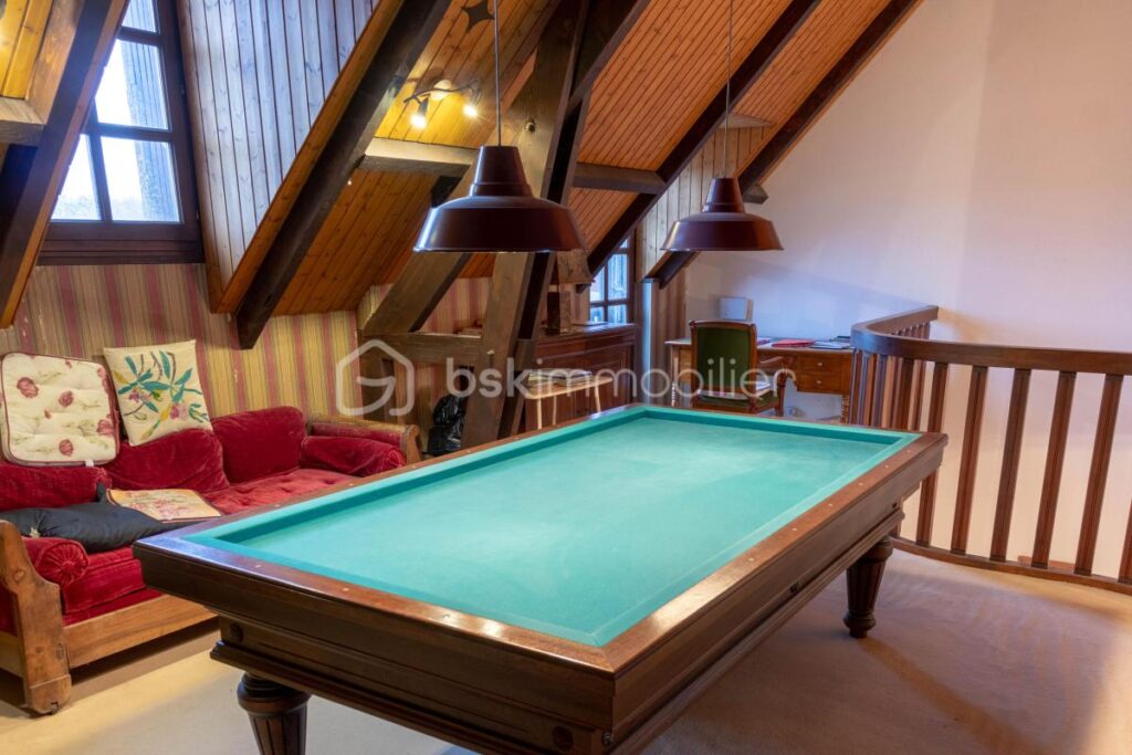 Sainte Radegonde, 5 chambres, piscine, grand terrain et garage – 6 pièces – 5 chambres – 210 m²