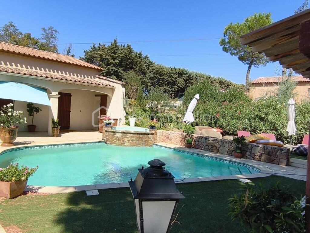 DOMAINE EN MEDITERRANEE – 8 pièces – 6 chambres – 245 m²