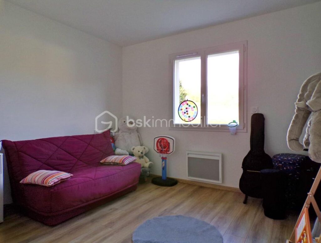 COURNIOU – Plain-pied récent – DPE B – 1 015 m² de terrain – 4 pièces – 3 chambres – 96 m²