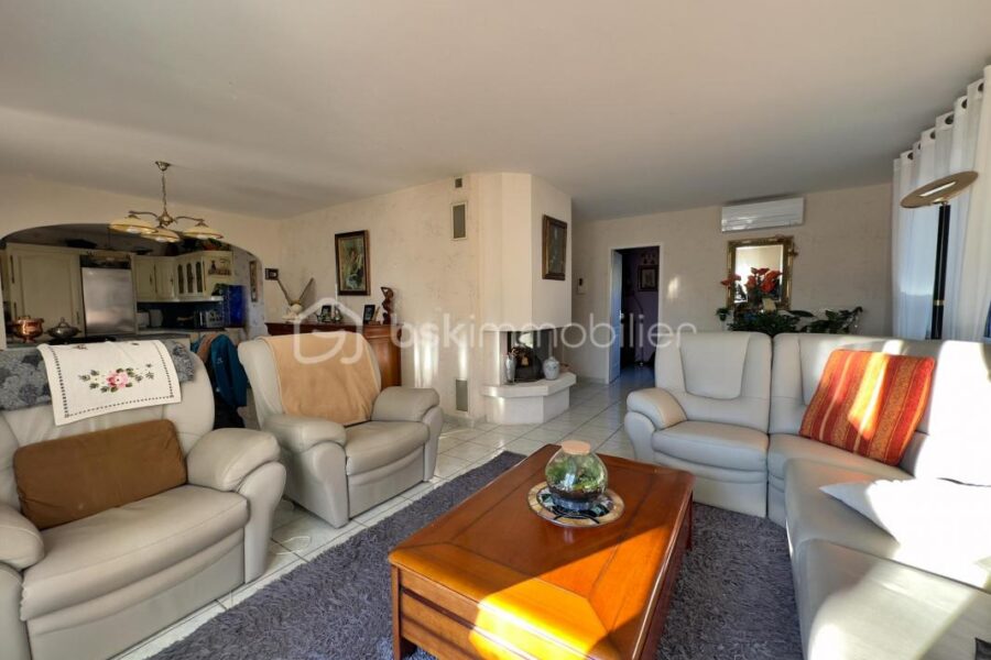 Maison à vendre à Thezan les beziers
