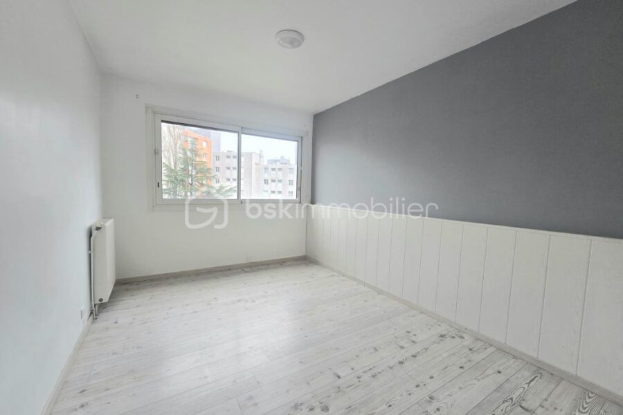 Appartement à vendre à Grenoble — Vue montagne — photo 6