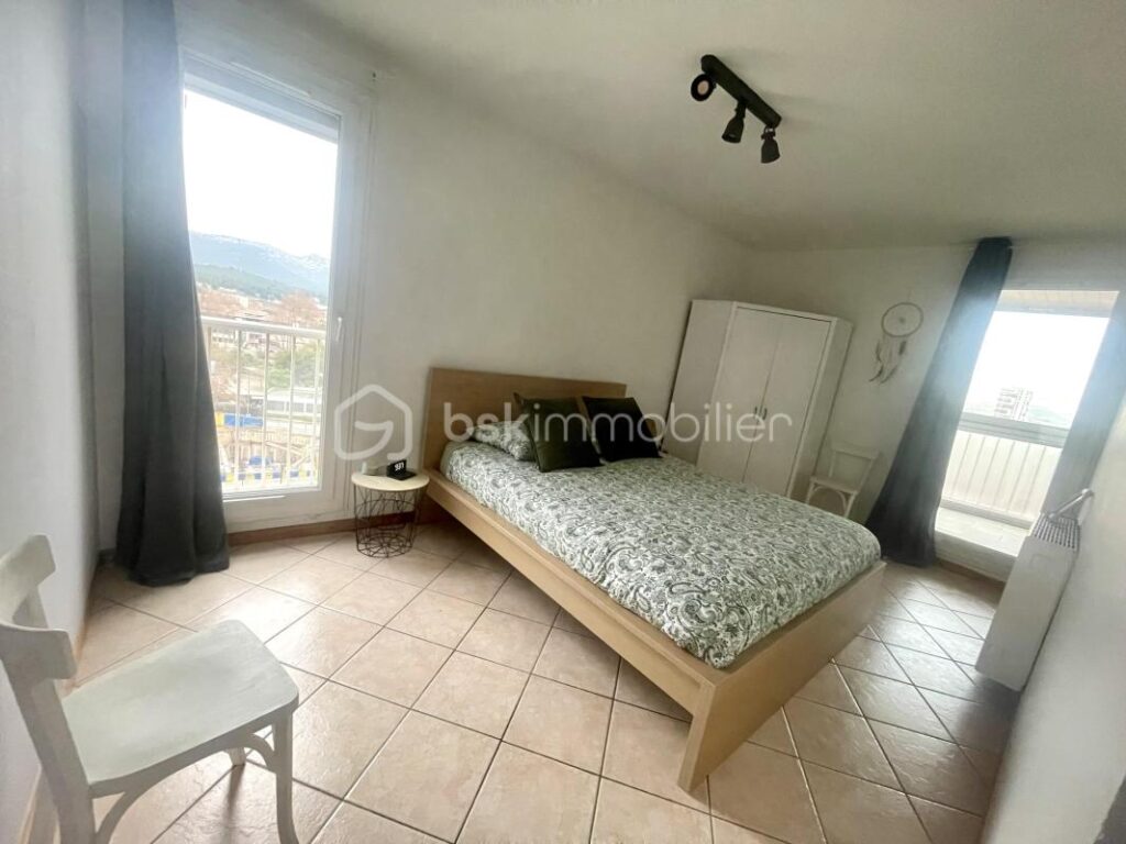 Appartement T3-4 91m2 vue mer – 3 pièces – 2 chambres – 78 m²