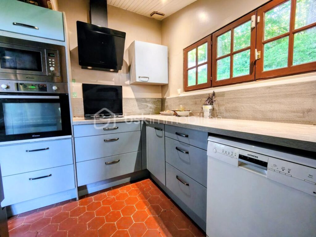 La Maison des Cyclamens : 2 ch, garage sur 1625 m2 dans un espace boisé classé – 3 pièces – 2 chambres – 51 m²