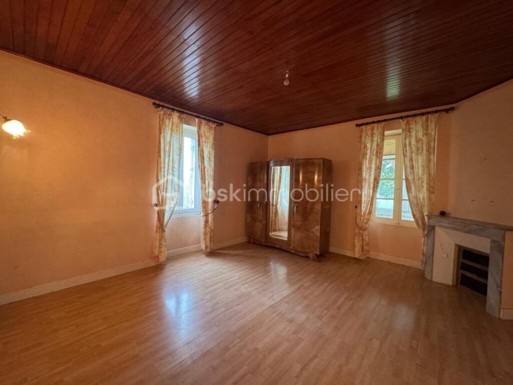 OPPORTUNITE RARE! – 7 pièces – 4 chambres – 174 m²