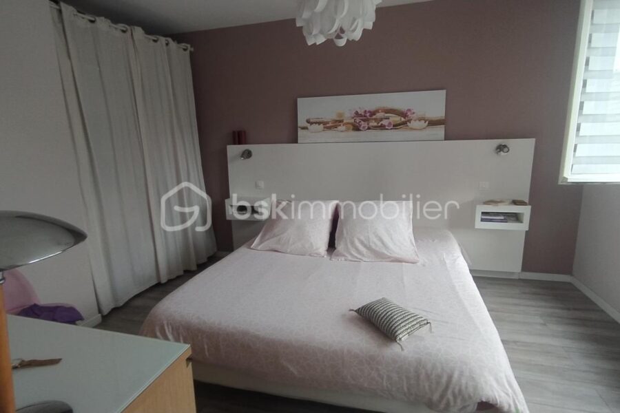 Appartement à vendre à Lyon 8e arrondissement — Vue nature — photo 5