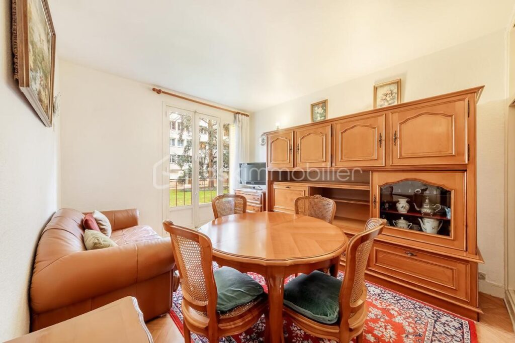 APPARTEMENT RDC TRANSVERSANT – 115 RUE DE REUILLY, PARIS 12E – 2 pièces – 1 chambre – 37 m²