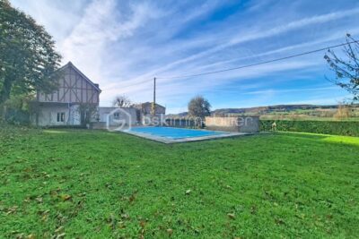 &lsquo;Lauzerte – Maison + Gîte + Piscine : le charme, le confort… et la rentabilité !&rsquo; – 7 pièces – 4 chambres – 132 m²