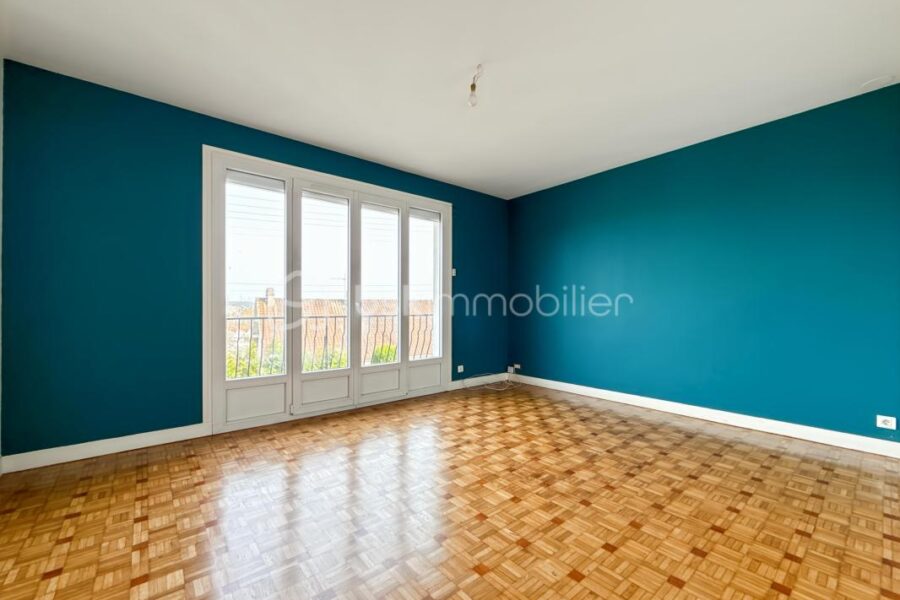 Maison à vendre à Paron
