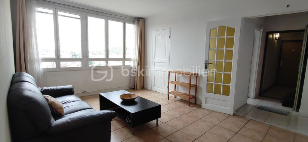 Localisation idéale – Opportunité investisseur ou premier achat – 3 pièces – 2 chambres – 60 m²