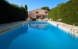 A vendre magnifique villa , avec un grand jardin et une piscine au pied du Luberon , sur Mérindol – 6 pièces – 5 chambres – 155 m²