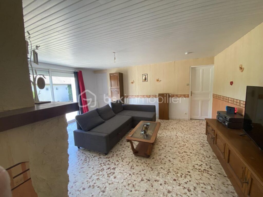 Longère de 65 m2 secteur Courville sur Eure – 3 pièces – 1 chambre – 65 m²