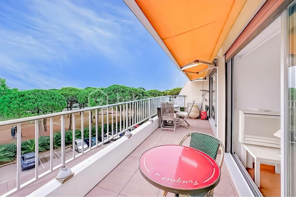 EXCLUSIVITÉ *** Magnifique Appartement T3 de standing Dernier étage Vue Mer Piscine à Port Camargue *** – 3 pièces – 2 chambres – 70 m²