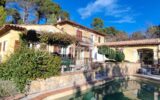 Villa traditionnelle 250 m² T2 terrain 7300 m² Piscine – 8 pièces – 5 chambres – 250 m²