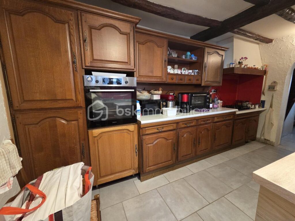 Maison de ville – 6 pièces – 3 chambres – 151 m²