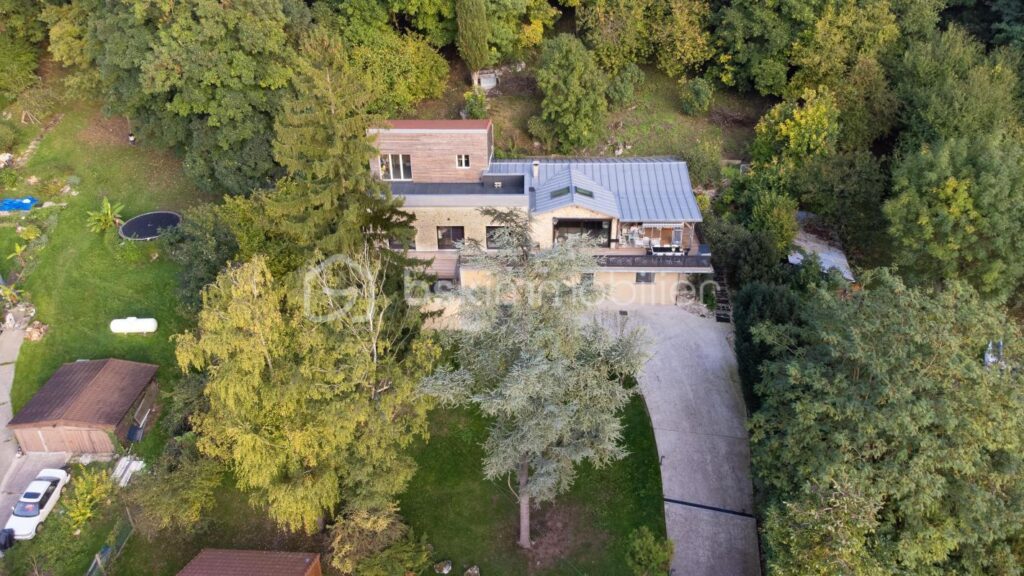 À VENDRE – Maison de prestige avec vue imprenable sur la Marne – Chalifert / Chessy – 8 pièces – 6 chambres – 310 m²