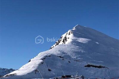 Studio 27 m² au cœur de la plus grande station des Pyrénées ! Vue imprenable sur la vallée ! – 1 pièce – NR chambres – 27 m²