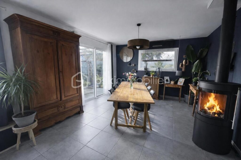 Maison plain-pied 97 m² – Impasse au calme – Vue dégagée – 5 pièces – 3 chambres – 97 m²