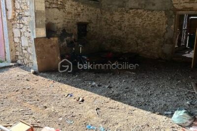 Très belle grange en pierre à MOTZ – 1 pièce – NR chambres – 83 m²