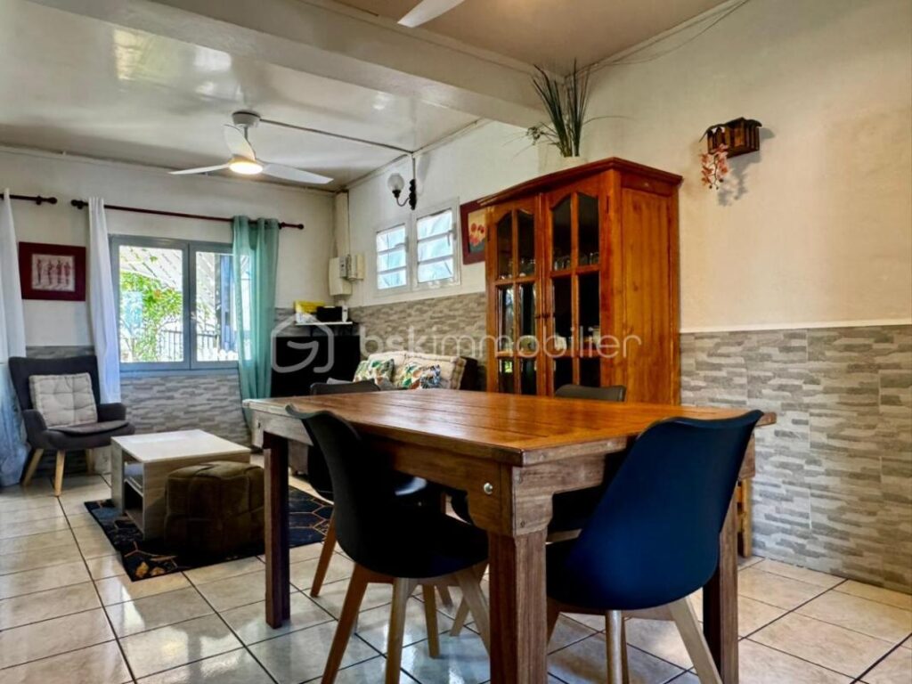 🌿 EXCLUSIVITÉ – Résidence familiale & dépendance haut potentiel – Bérive (Le Tampon) – 6 pièces – 3 chambres – 130 m²