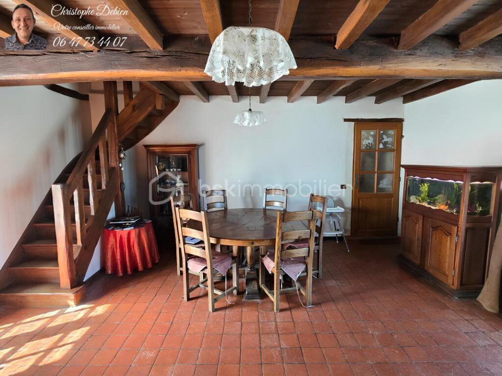 Entre nature, confort et authenticité – Un lieu de vie rare à découvrir aux Lucs-sur-Boulogne – 7 pièces – 4 chambres – 200 m²