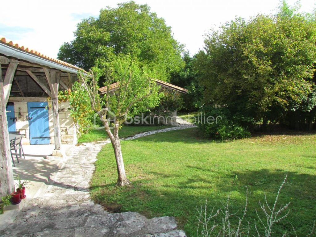 MENSIGNAC (24350) Près PERIGUEUX ,MAISON PERIGOURDINE de 223 m² à COUP DE COEUR !! – 7 pièces – 5 chambres – 223 m²