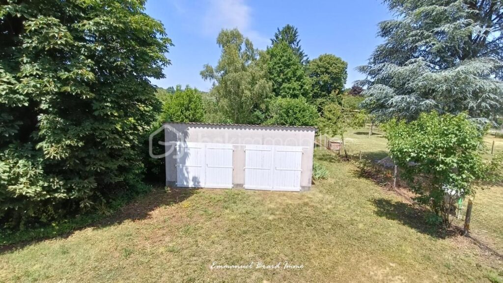 Maison de caractère avec fort potentiel – Montmorillon (86500) – 11 pièces – 5 chambres – 200 m²