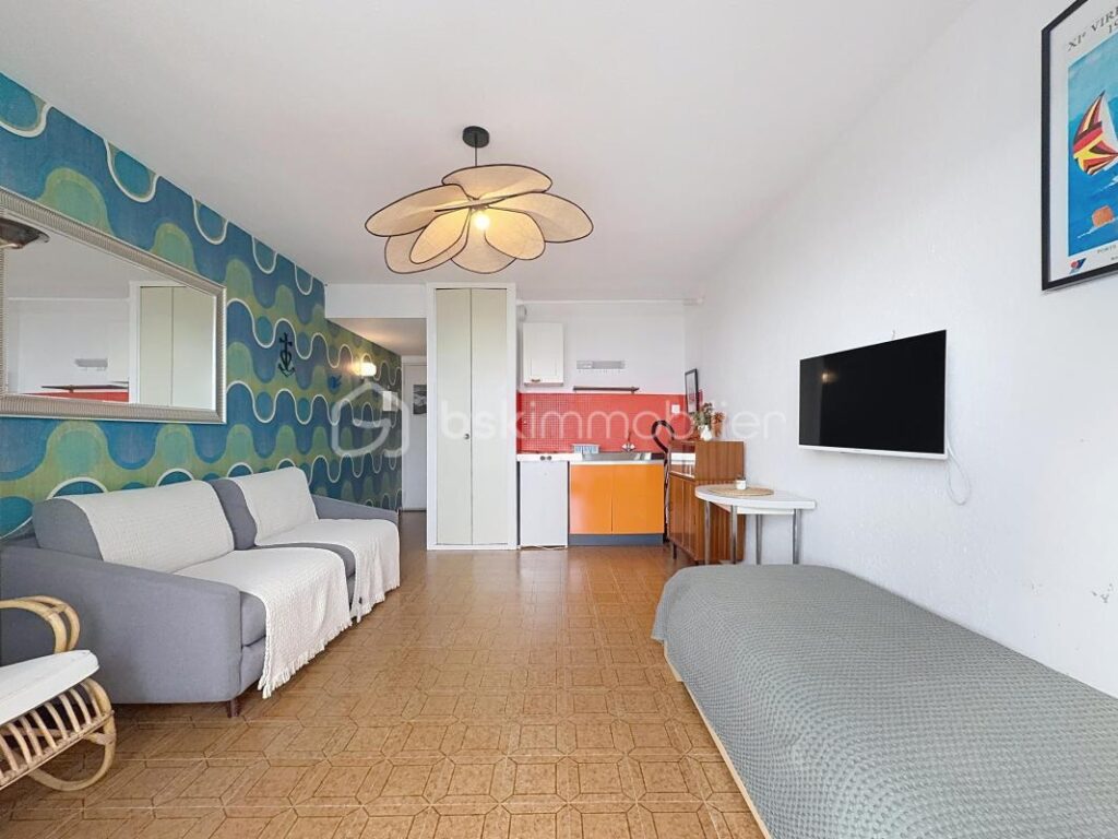 STUDIO 22m2 AVEC VUE MER ET PARKING – 1 pièce – NR chambres – 22 m²
