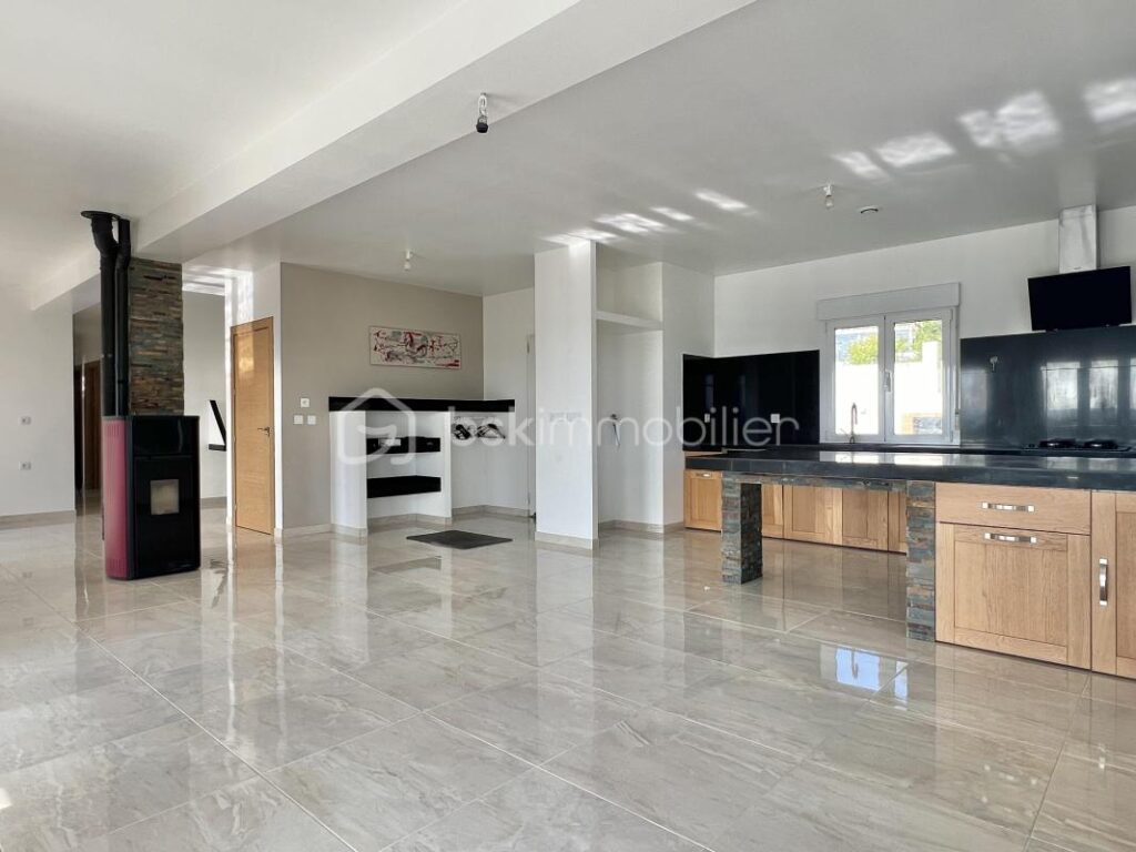 Magnifique Pavillon – 8 pièces – 4 chambres – 170 m²