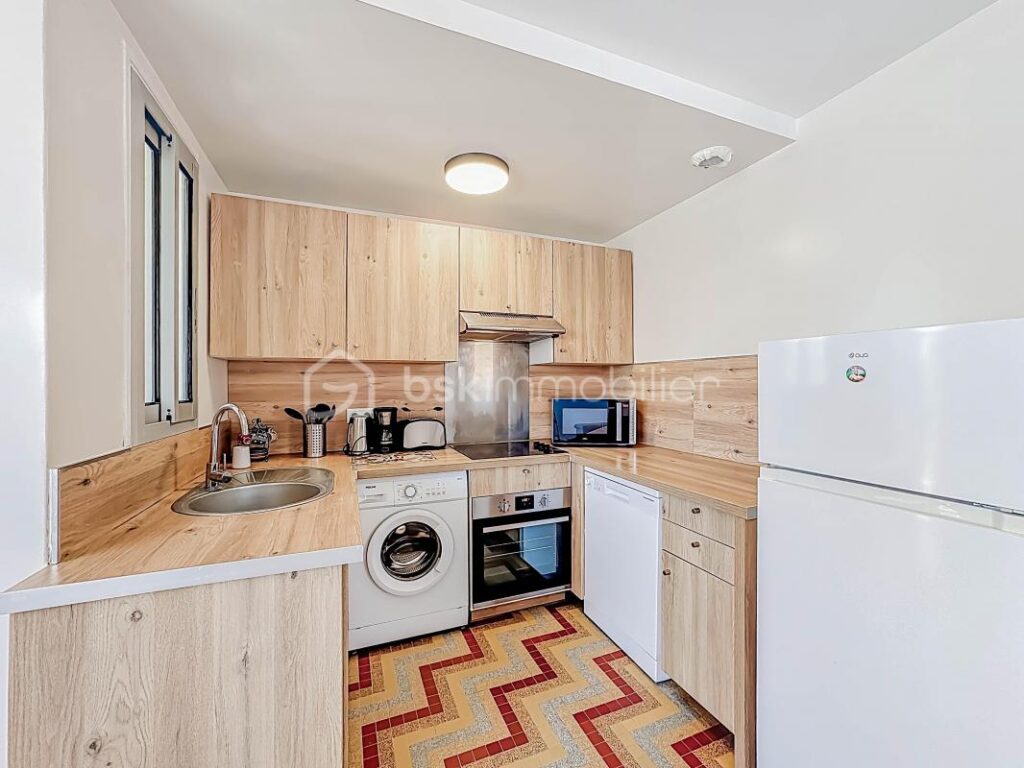 *** Appartement T3 rénové avec parking Vue MER à PALAVAS *** – 3 pièces – 2 chambres – 60 m²