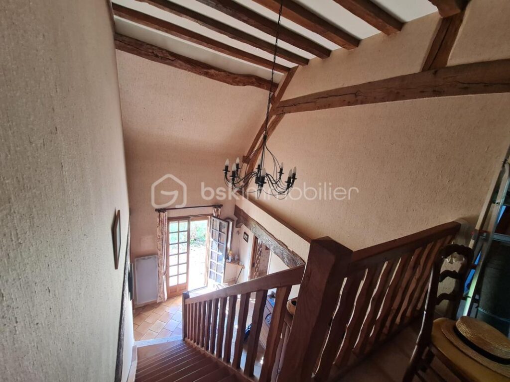 Charmante maison normande avec forêt privative – 6 pièces – 3 chambres – 135 m²