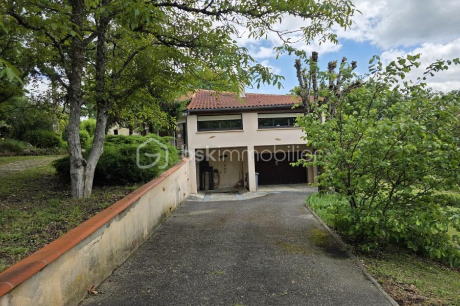 Maison à vendre à Sainte colombe en bruilhois
