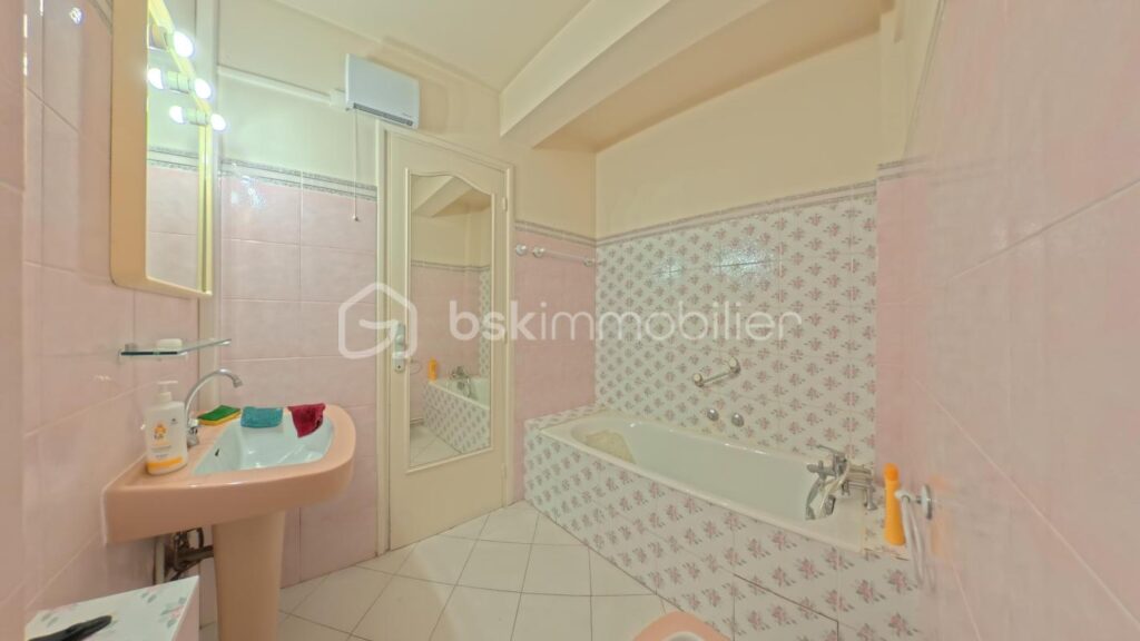 T2 dernière étage vue mer – 2 pièces – 1 chambre – 51 m²