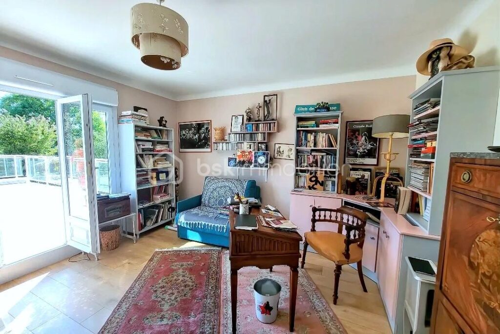 GARLIN – Maison lumineuse avec piscine, ascenseur et toit-terrasse – Vue Pyrénées – 6 pièces – 4 chambres – 145 m²