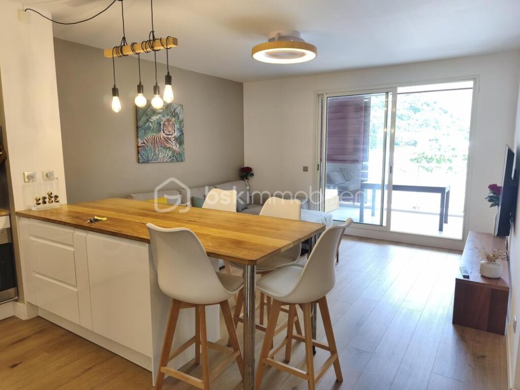 📢 EXCLUSIVITÉ BSK IMMOBILIER – Appartement Duplex T3 , vue montagne, sans vis à vis – Saint-Denis – 3 pièces – 2 chambres – 63 m²