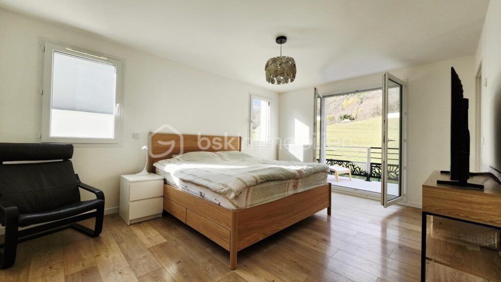 Maison construite en 2020 à haute performance énergétique – 6 pièces – 5 chambres – 170 m²