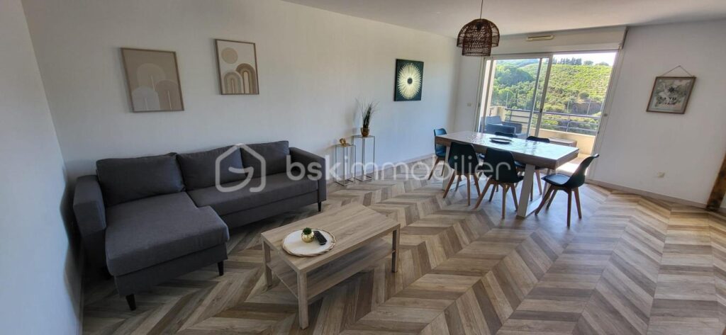 Maison 2 faces – Vue mer & montagne – 82 m² + garage 30 m² – À 50 m de la plage des Elmes – 4 pièces – 3 chambres – 82 m²