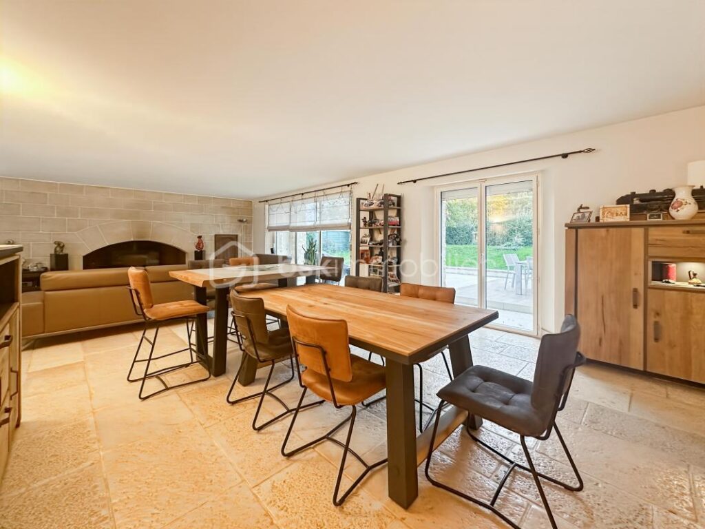 Magnifique demeure – 8 pièces – 5 chambres – 264 m²