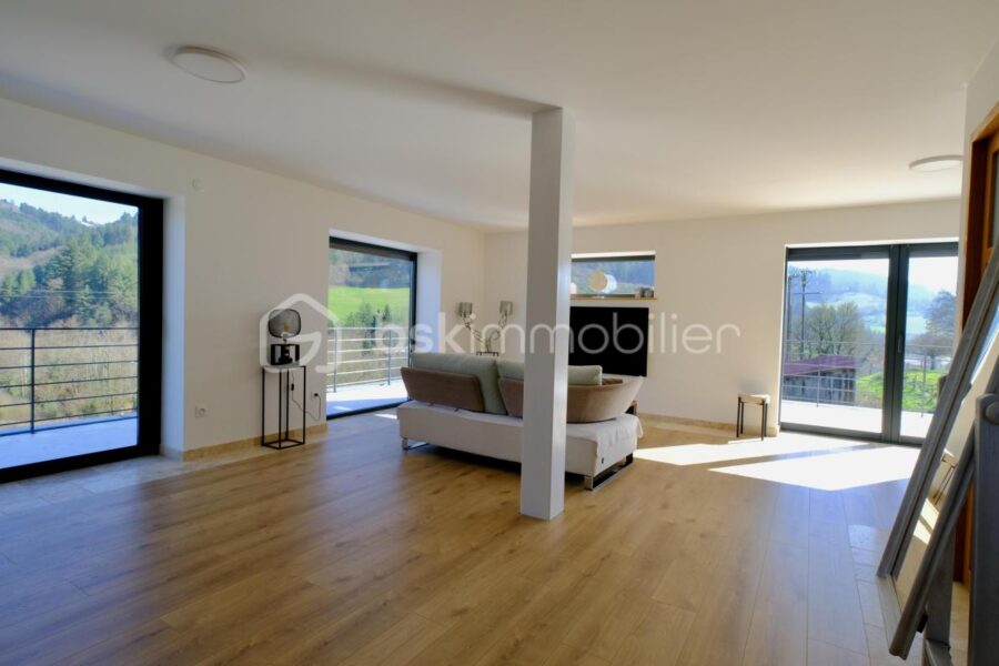 Maison à vendre à Chambost allieres