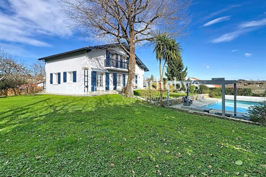 Maison à vendre à Arbonne