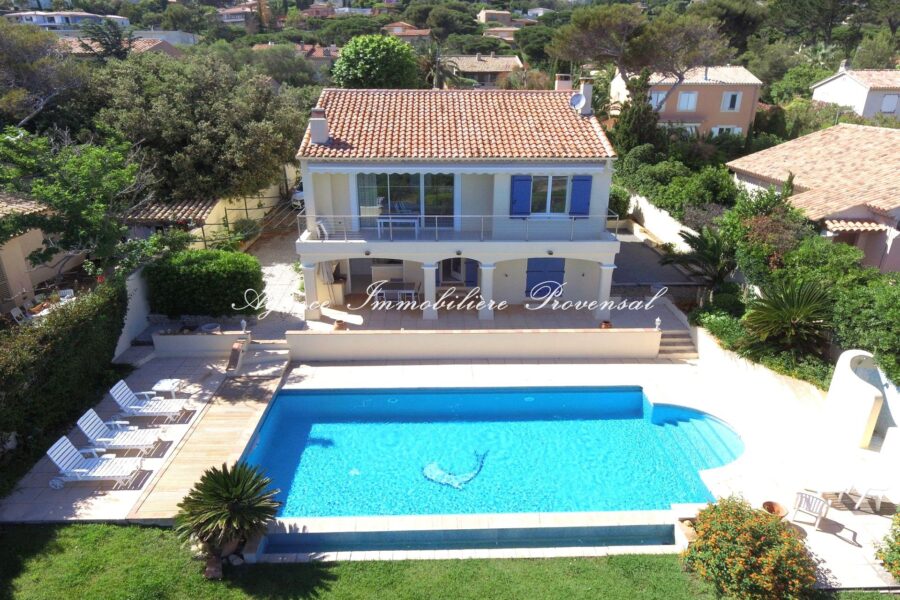 Maison à louer à Sainte-maxime