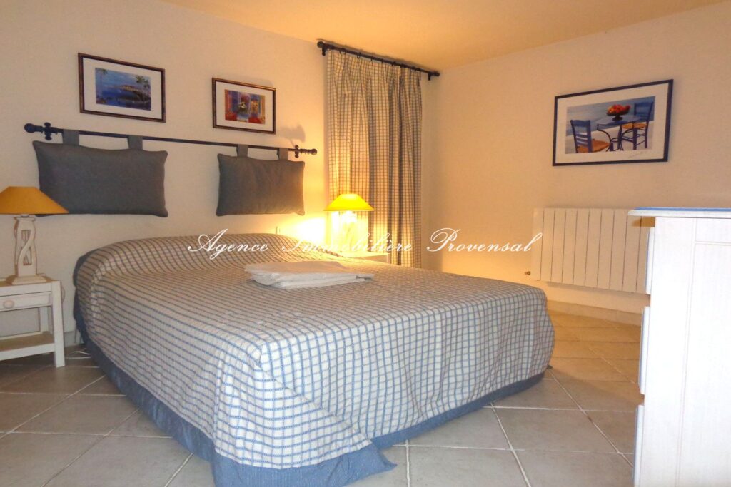 location saisonnière villa 5 Pièce(s) – 5 pièces – 4 chambres – 135.00 m²