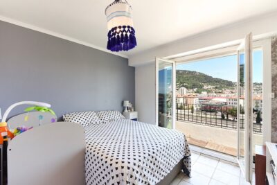 NICE LYAUTEY 2P 48 m² + PKG – AVANT DERNIER ETAGE – 2 pièces – 1 chambre – 48 m²