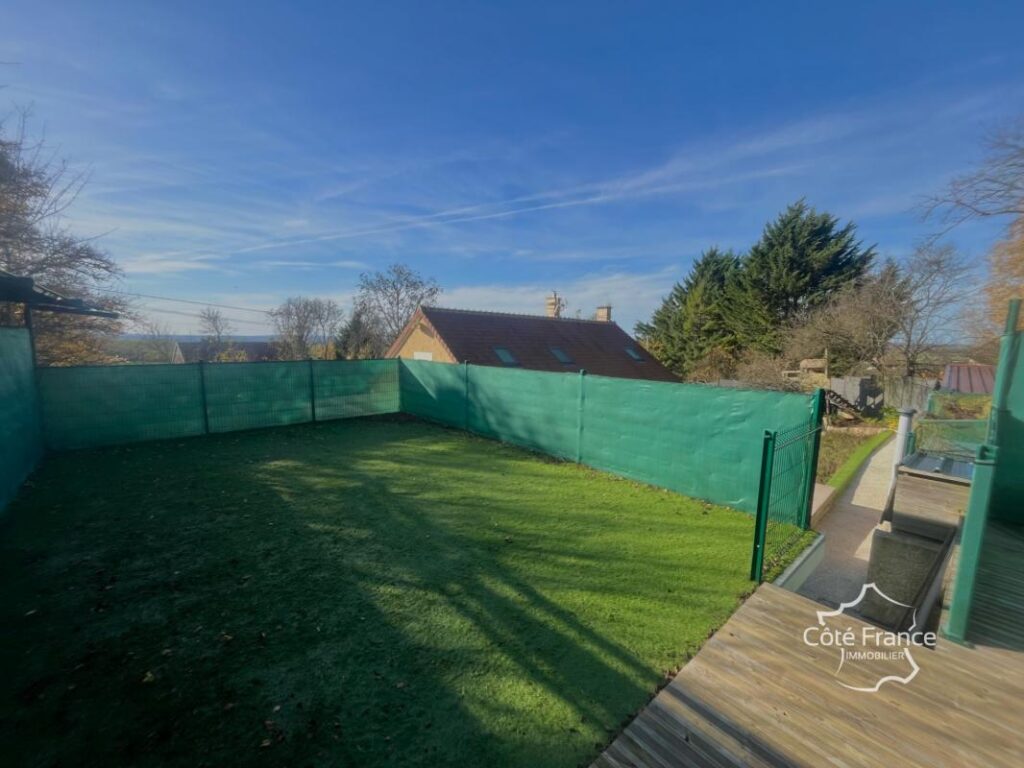 Maison de charme rénovée 125 m2 habitables sur 628 m2 de t – 5 pièces – 2 chambres – 135 m²