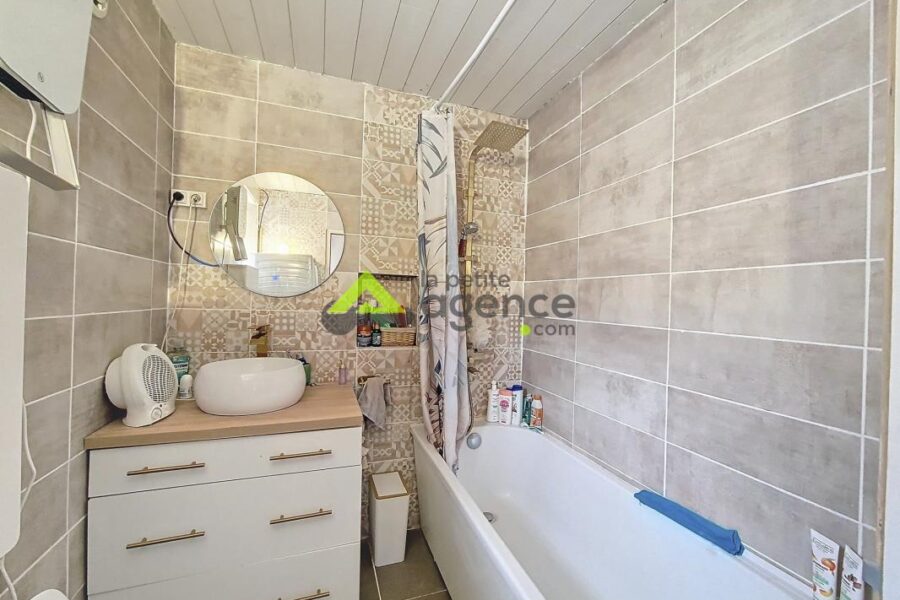 Maison à vendre à La chapelle taillefert