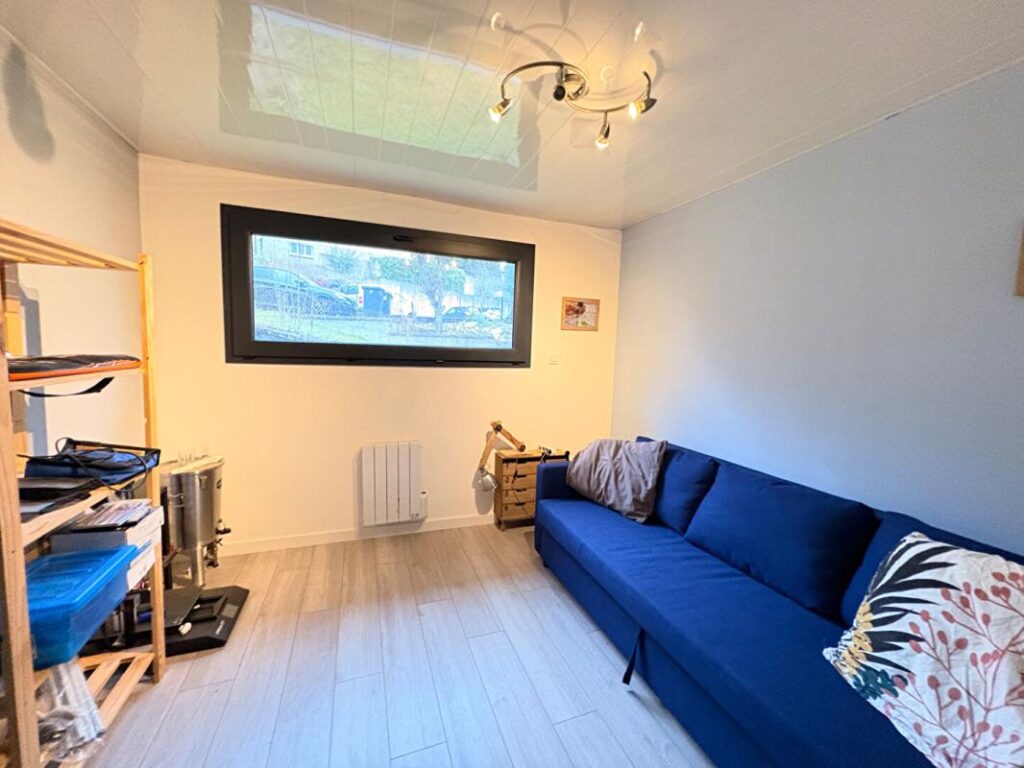 APPARTEMENT T5 DE 105 M2 À VILLERS-LE-LAC – 5 pièces – 3 chambres – 105 m²