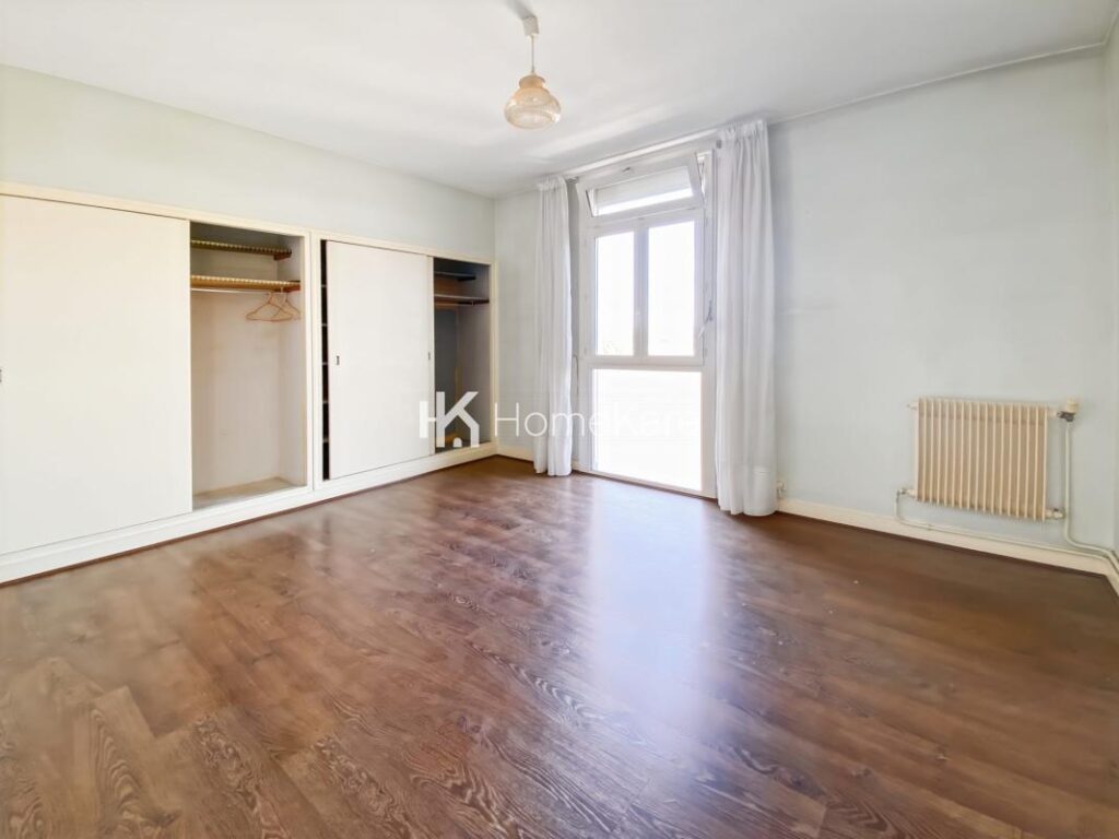 UN BEL INVESTISSEMENT IMMOBILIER – 4 pièces – 2 chambres – 90 m²
