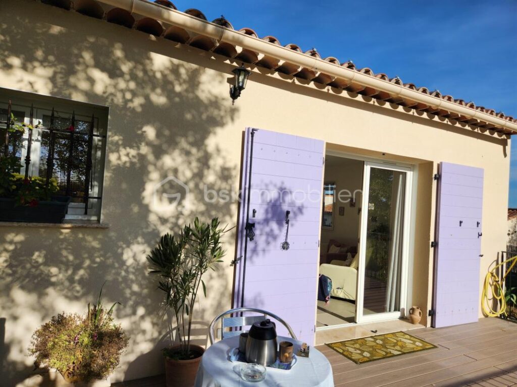 EXCLUSIVITE à FORCALQUIER : Deux logements indépendants de plain pied dans quartier calme ! – 8 pièces – 5 chambres – 175 m²